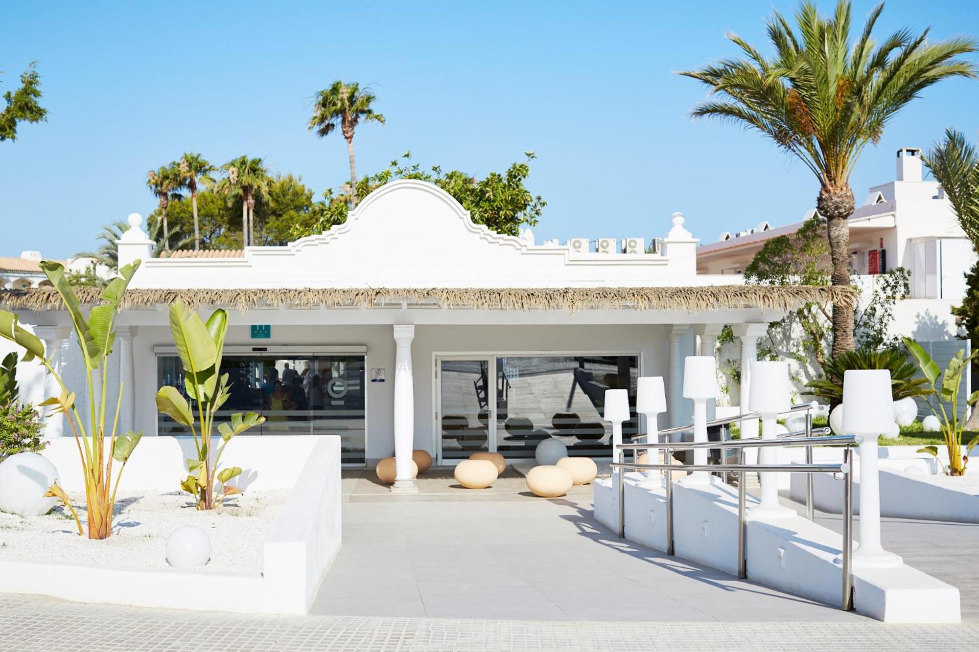 Hotel Vibra Cala Tarida-3Sup Cala Tarida  Exteriör bild